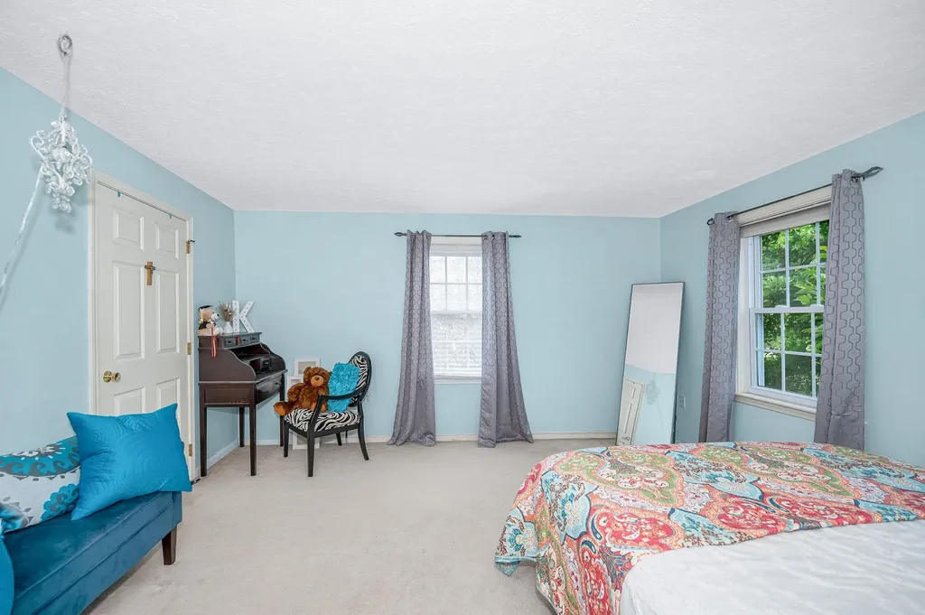 3 Indian Fern Drive Nashua NH 03062