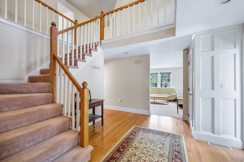 3 Indian Fern Drive Nashua NH 03062