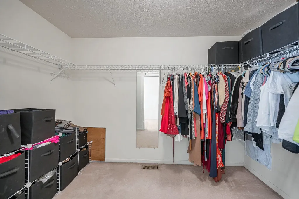 3 Indian Fern Drive Nashua NH 03062