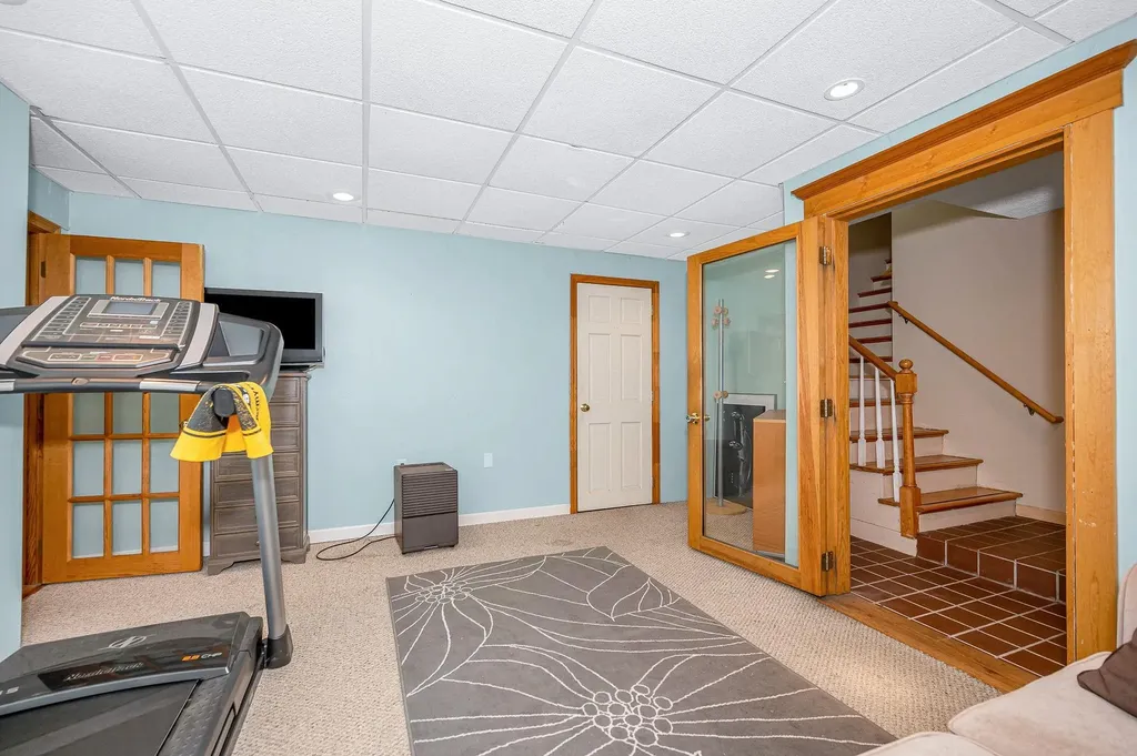 3 Indian Fern Drive Nashua NH 03062