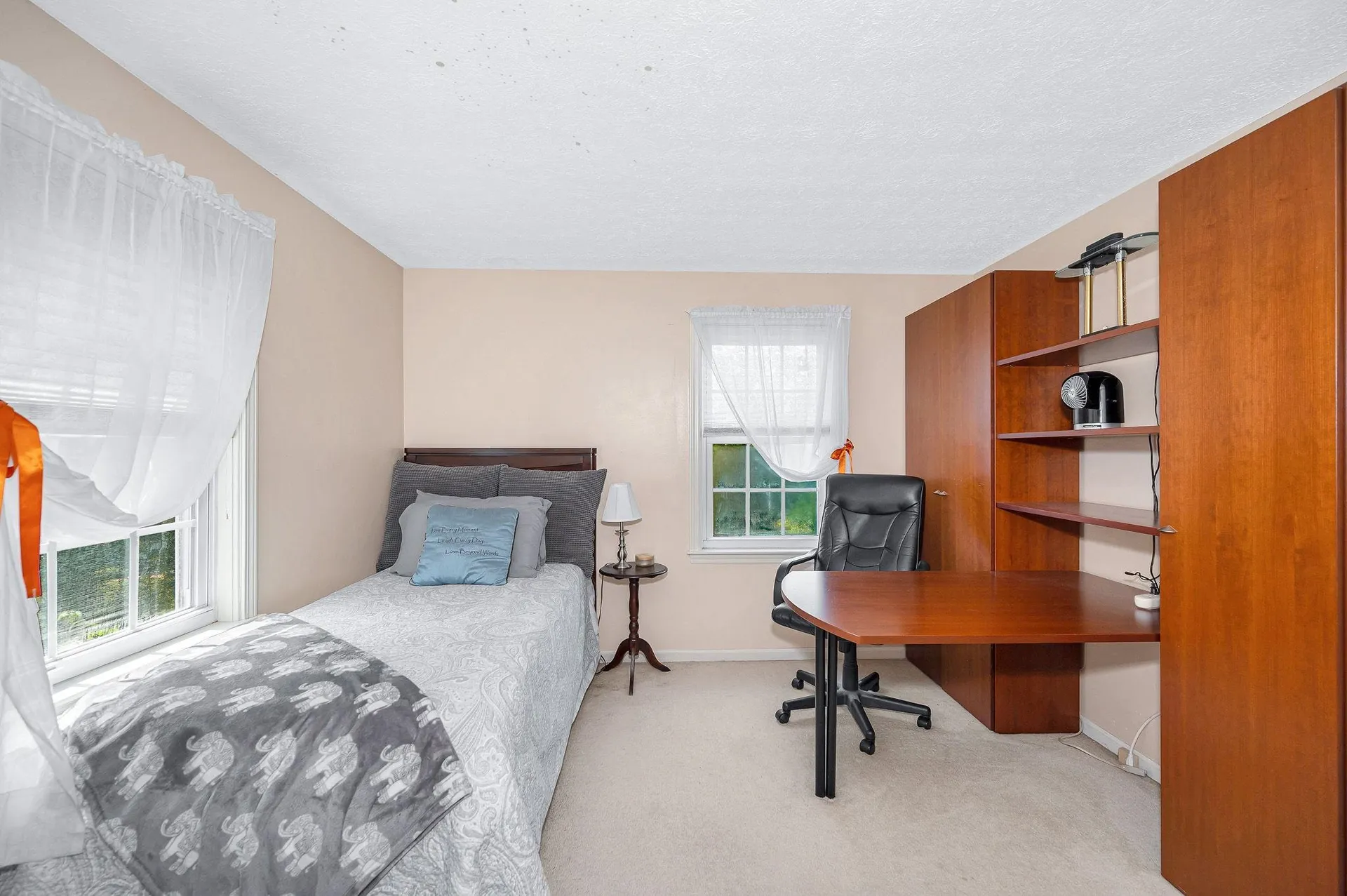 3 Indian Fern Drive Nashua NH 03062