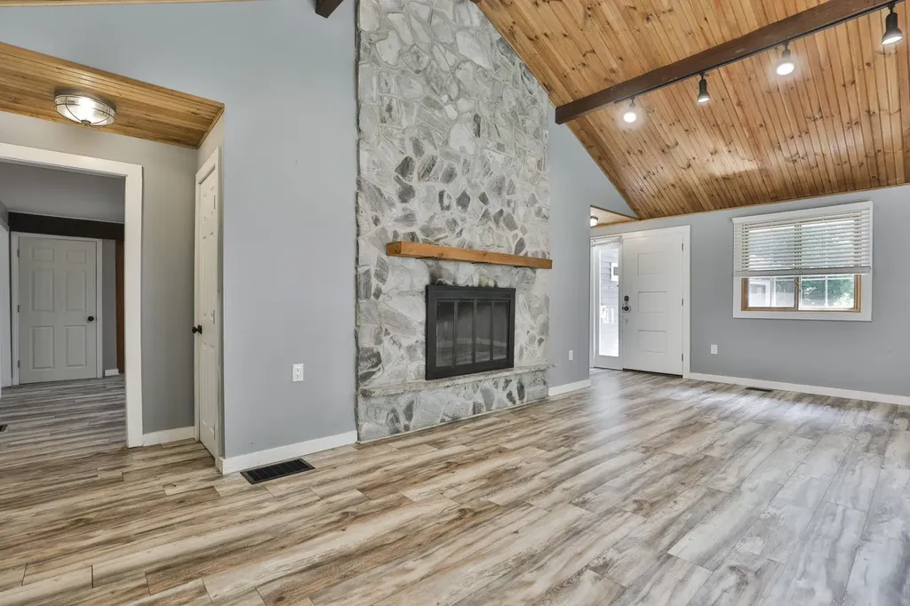 58 Truell Road Hollis NH 03049