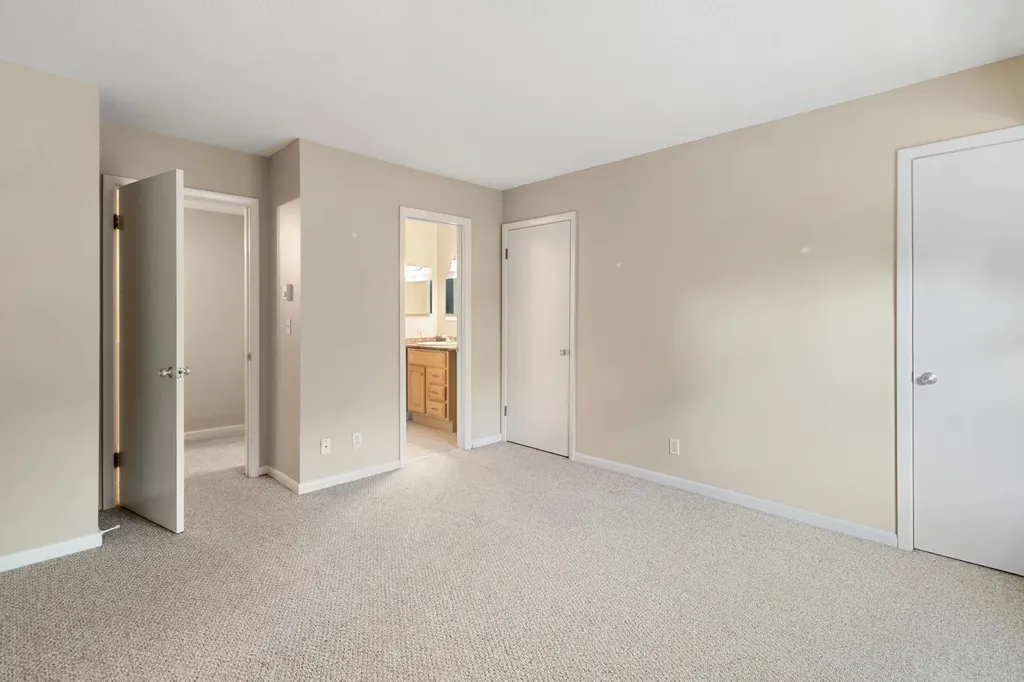 180 Ledgewood Circle Burlington VT 05401