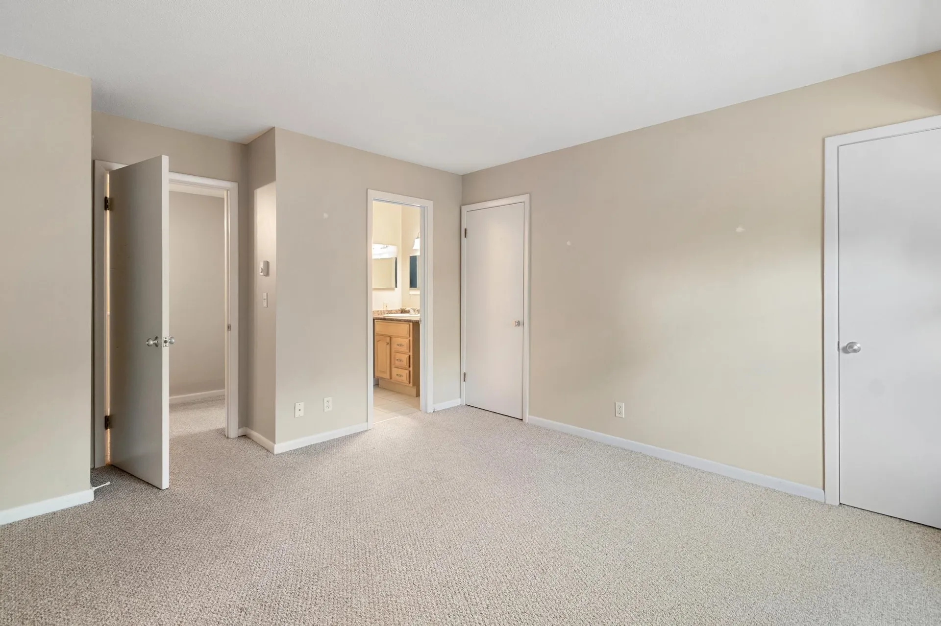 180 Ledgewood Circle Burlington VT 05401