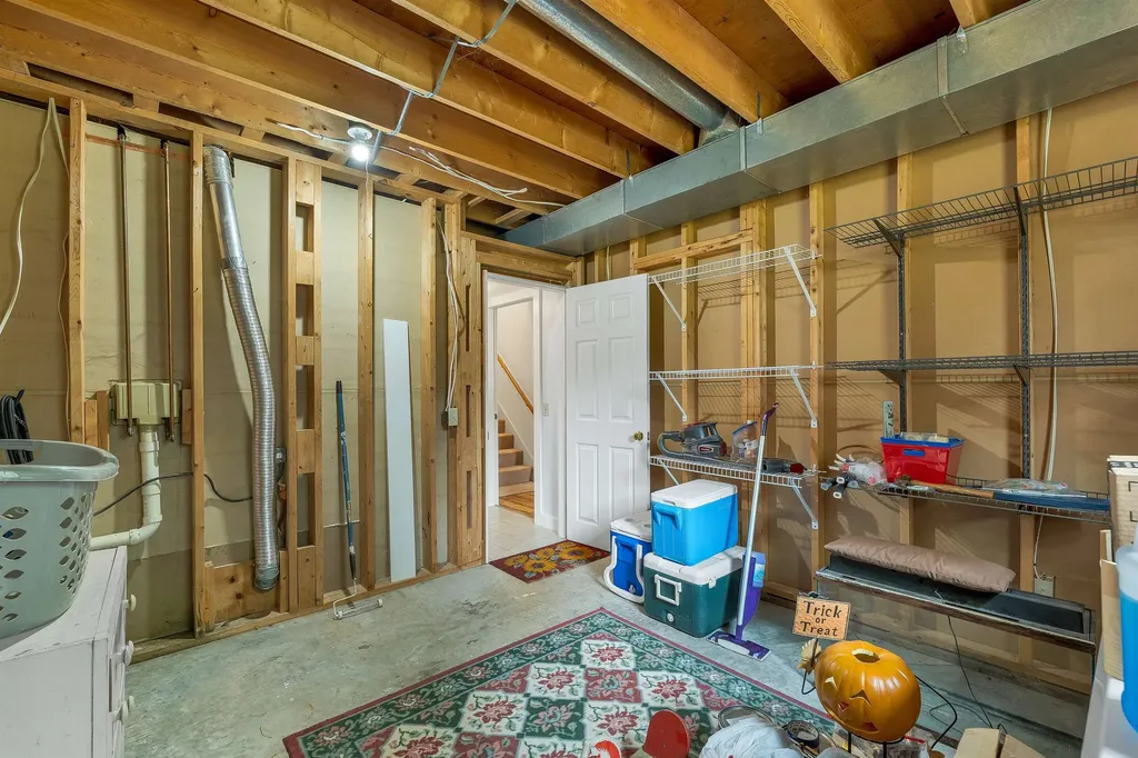 29 Hunt Avenue Franklin NH 03235