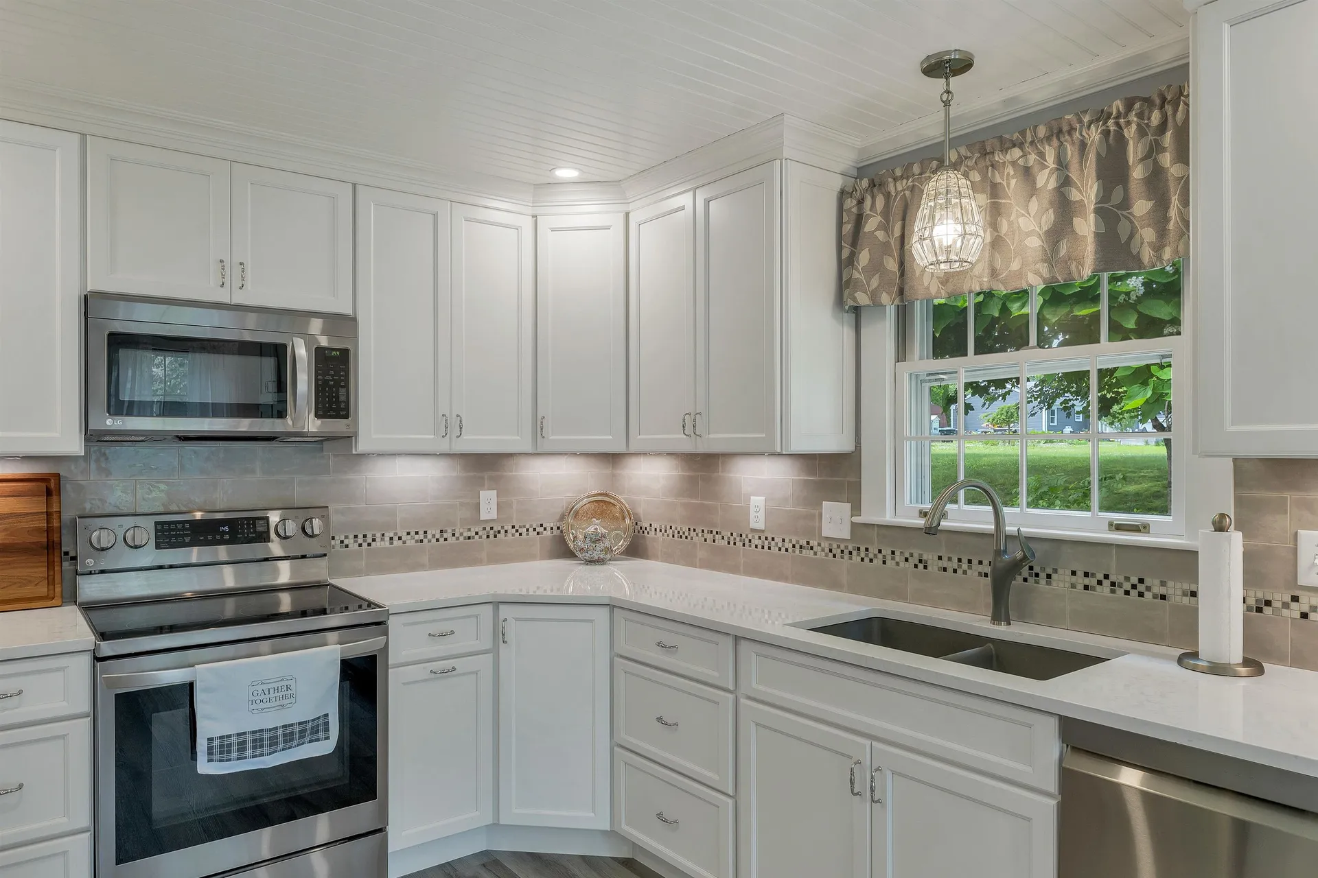 29 Hunt Avenue Franklin NH 03235