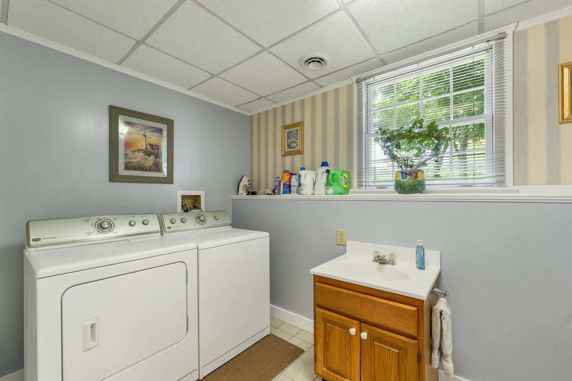 29 Hunt Avenue Franklin NH 03235