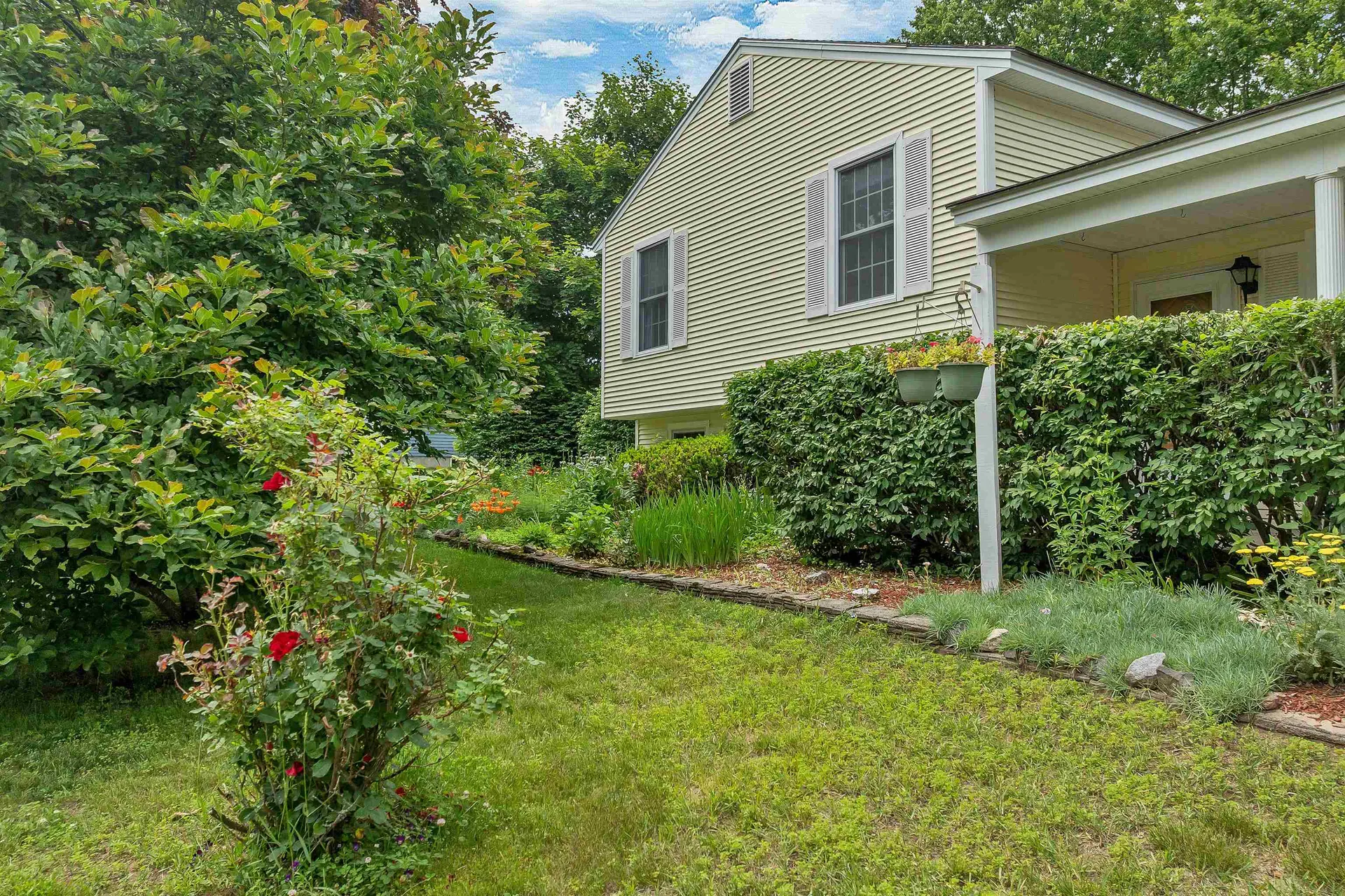 29 Hunt Avenue Franklin NH 03235