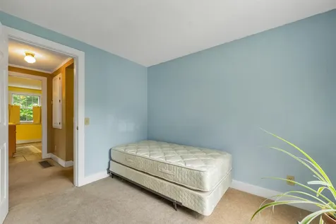 29 Hunt Avenue Franklin NH 03235