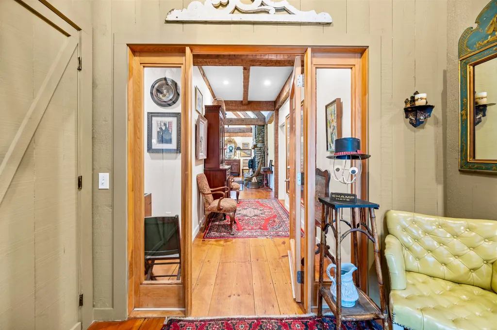769 West Hill Road Warren VT 05674