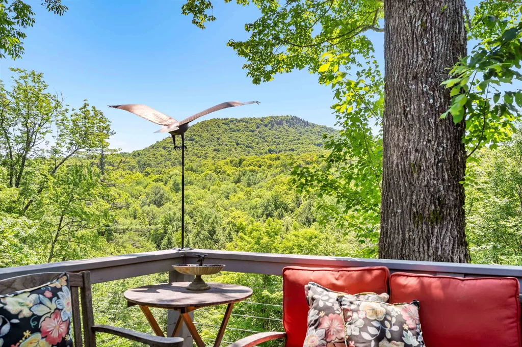 769 West Hill Road Warren VT 05674