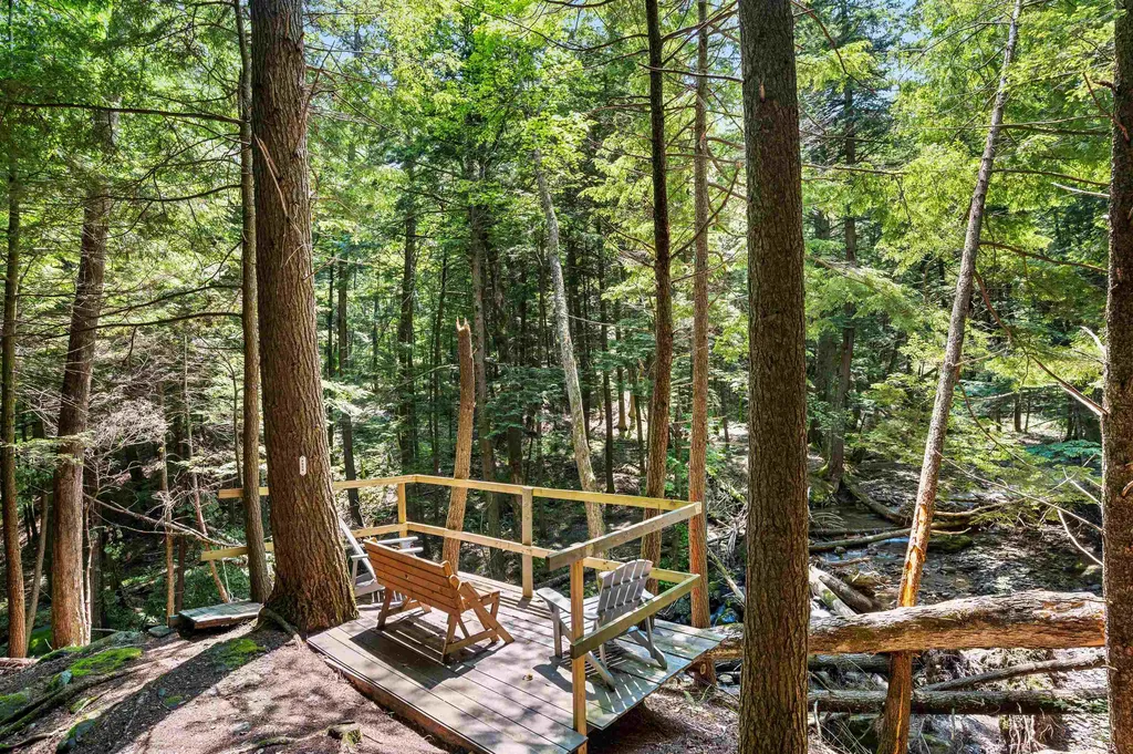 769 West Hill Road Warren VT 05674