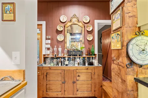 769 West Hill Road Warren VT 05674