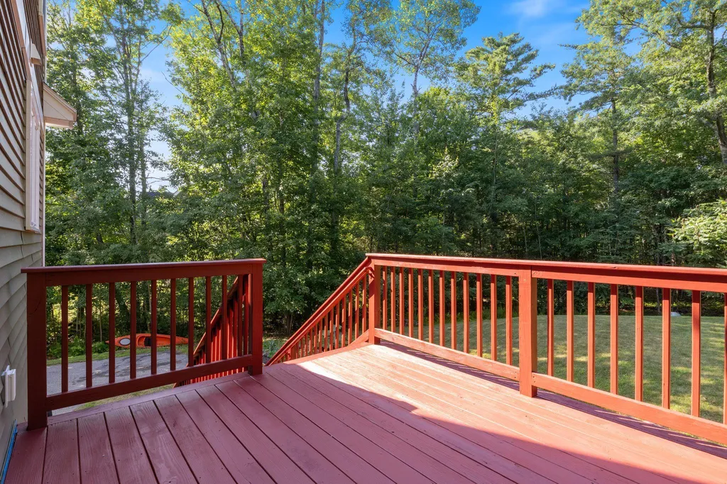 98 Ridgecrest Drive Greenland NH 03840