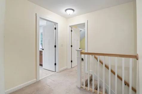 98 Ridgecrest Drive Greenland NH 03840
