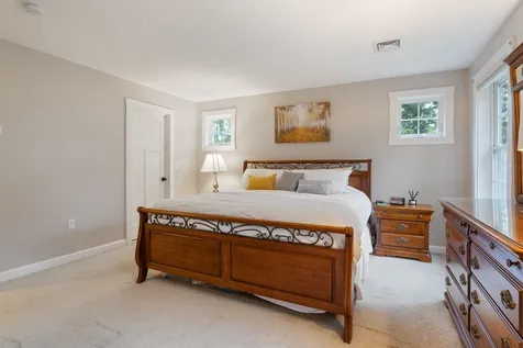 98 Ridgecrest Drive Greenland NH 03840