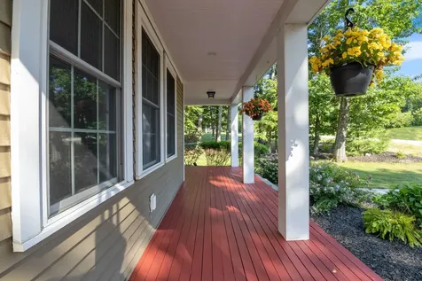 98 Ridgecrest Drive Greenland NH 03840
