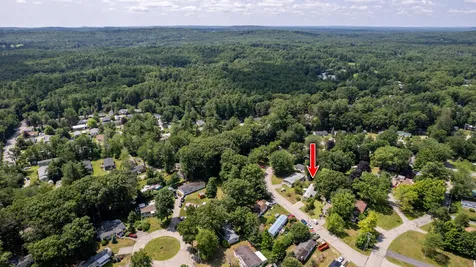 47 Deep Meadows Exeter NH 03833