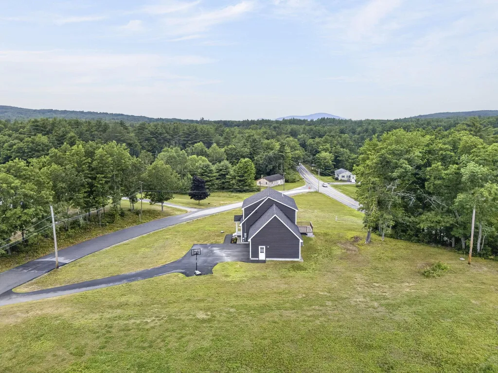 20 Woodbury Lane Boscawen NH 03303