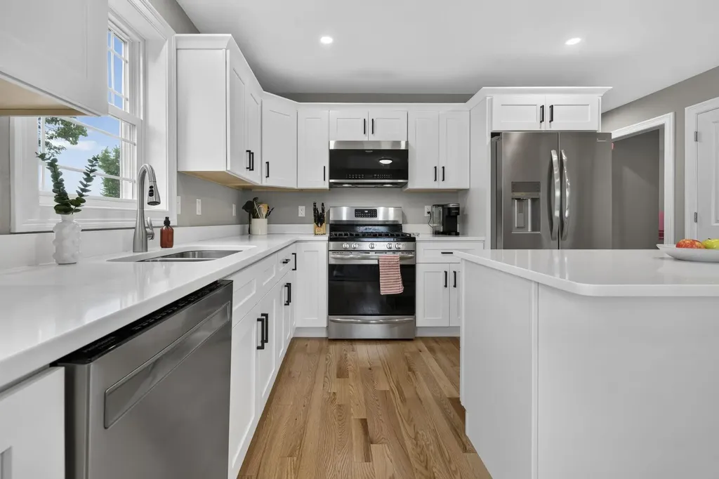 20 Woodbury Lane Boscawen NH 03303