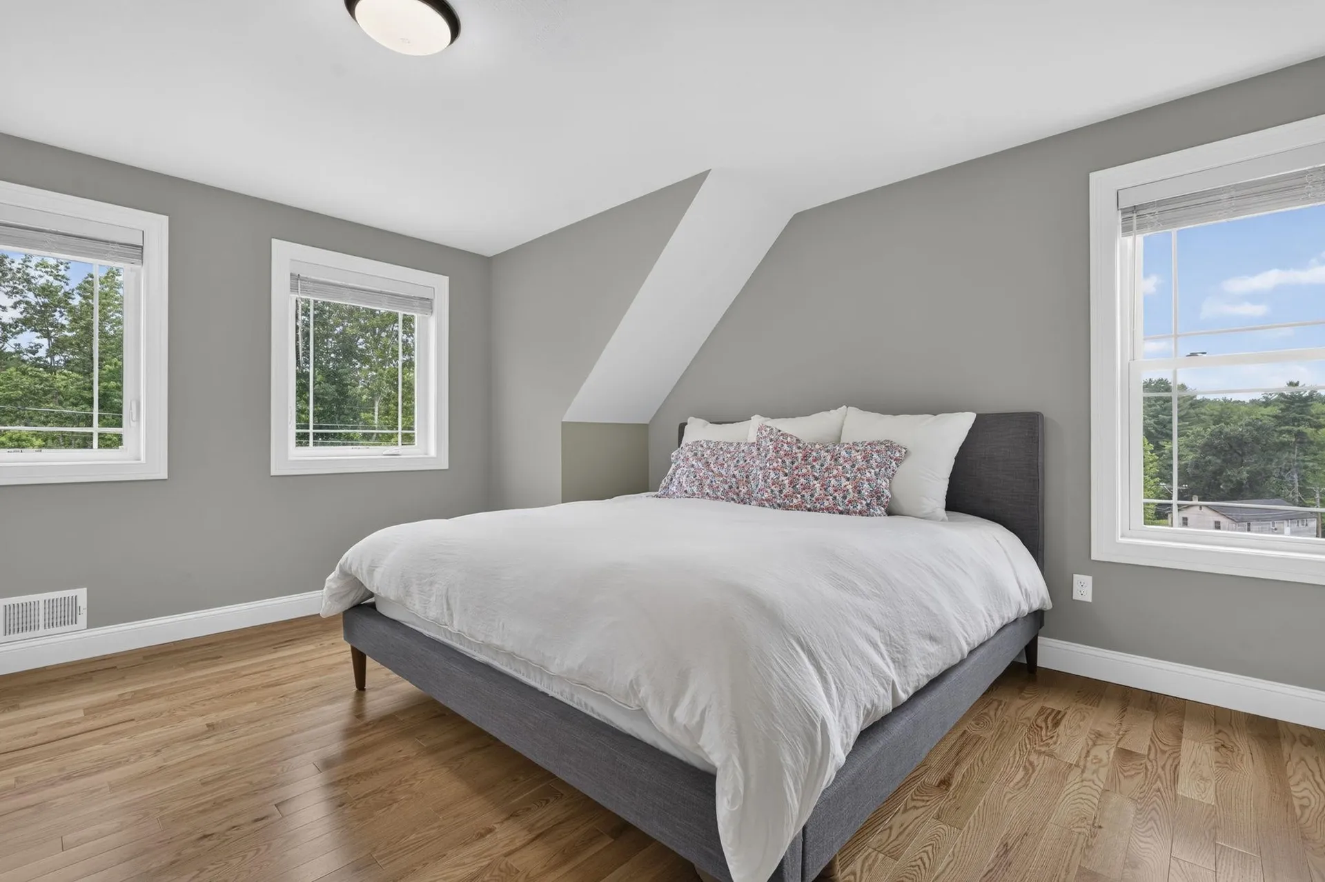20 Woodbury Lane Boscawen NH 03303