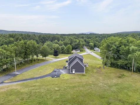 20 Woodbury Lane Boscawen NH 03303