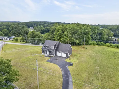 20 Woodbury Lane Boscawen NH 03303
