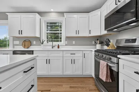 20 Woodbury Lane Boscawen NH 03303