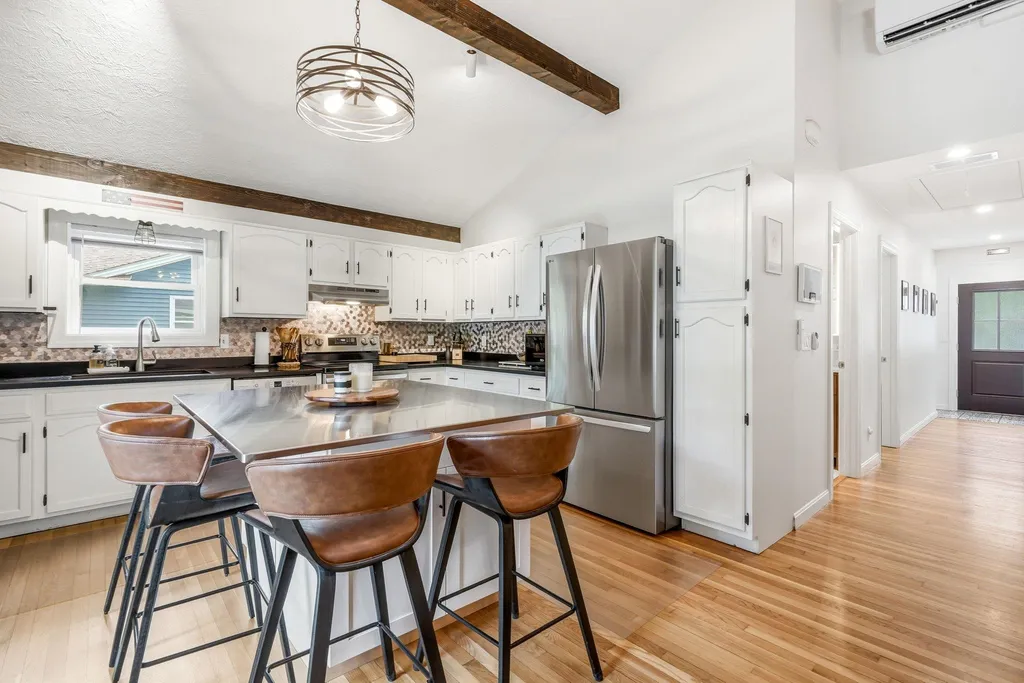 35 Cove Street Goffstown NH 03045