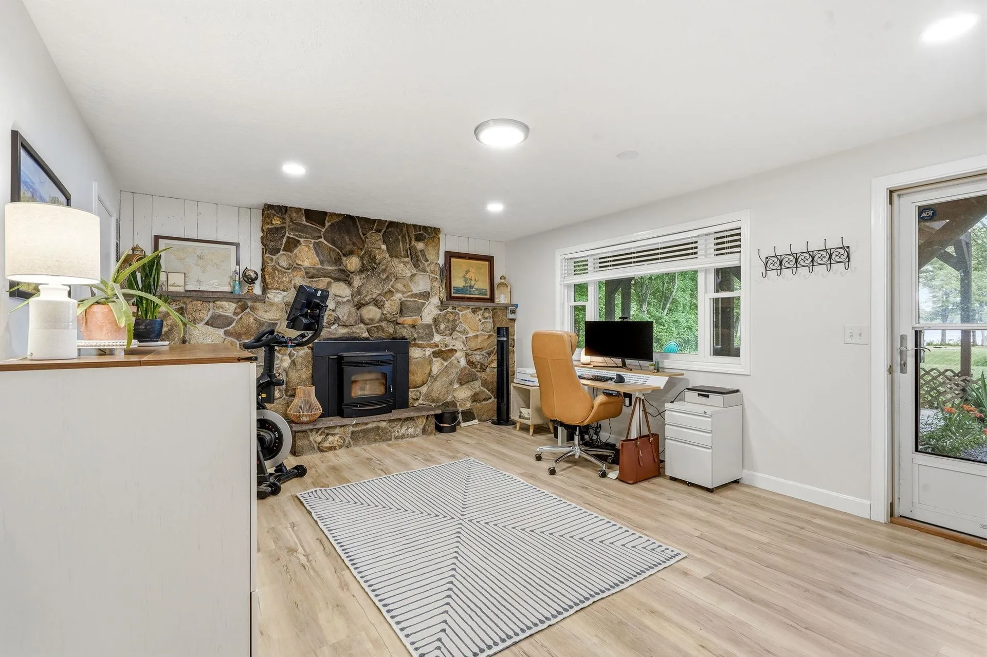 35 Cove Street Goffstown NH 03045