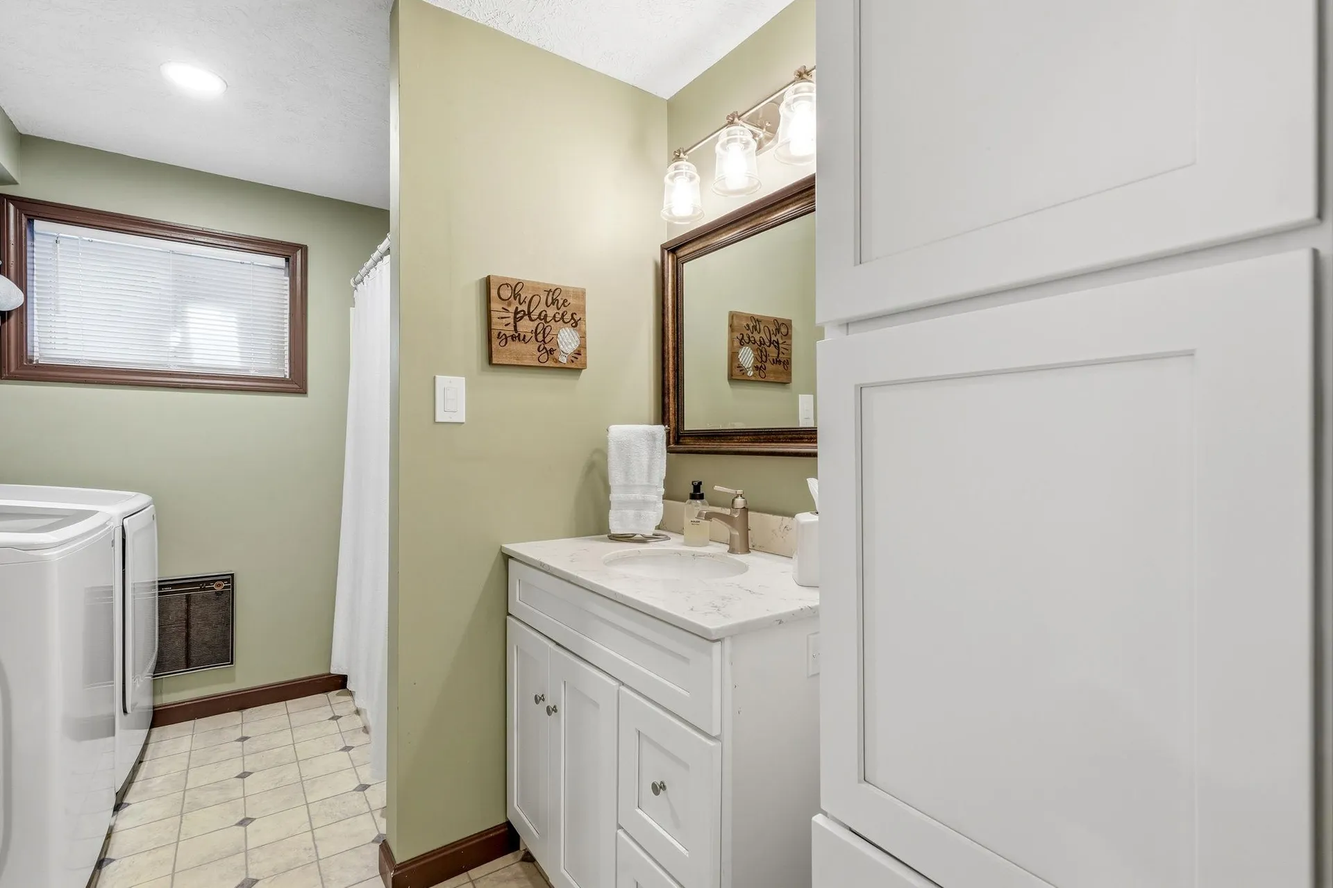 35 Cove Street Goffstown NH 03045