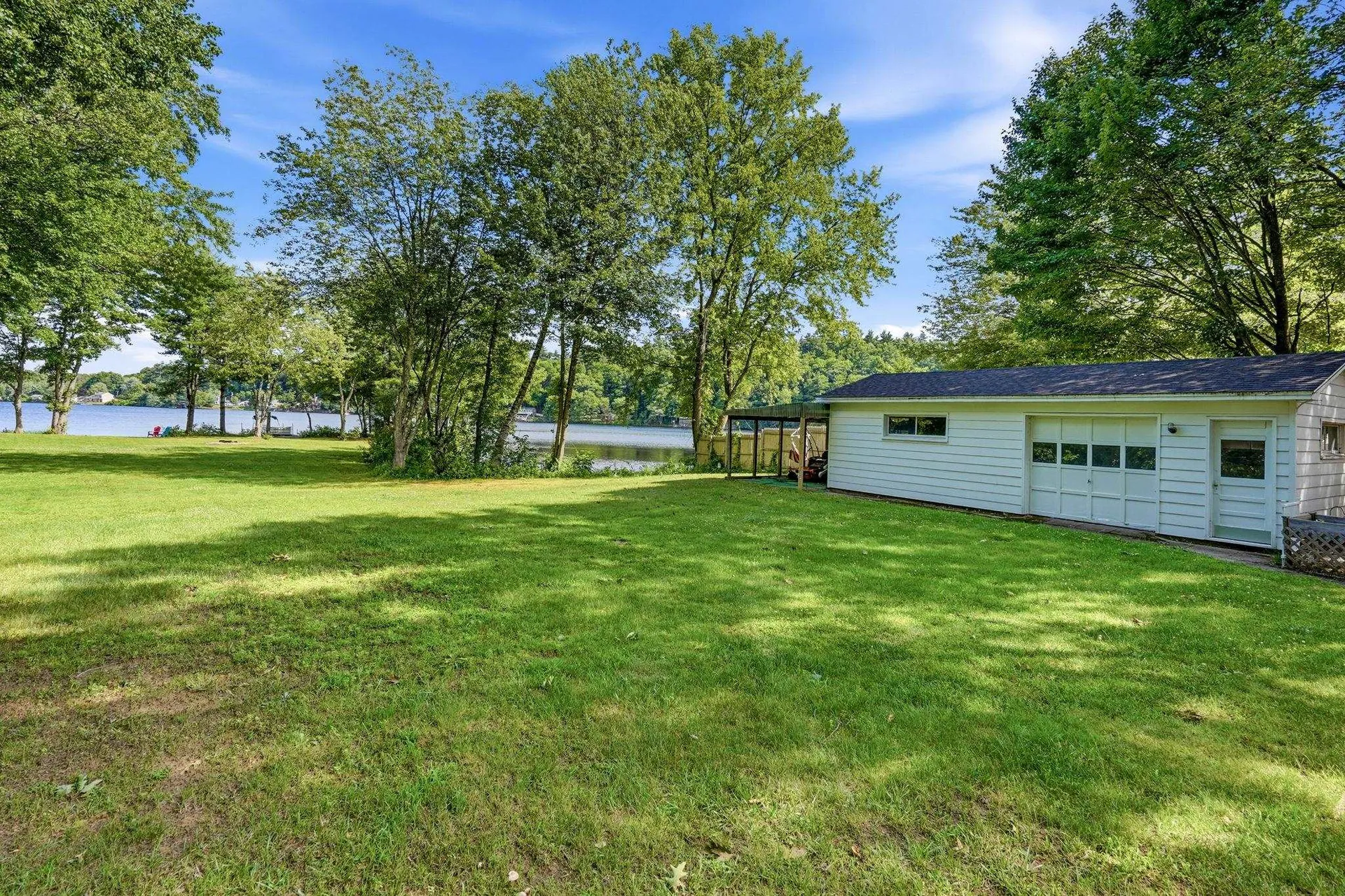 35 Cove Street Goffstown NH 03045