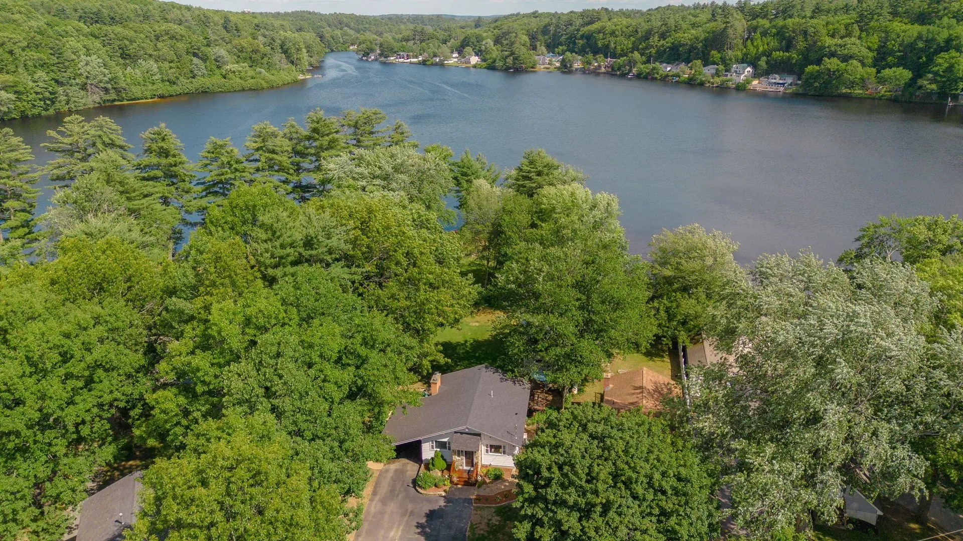 35 Cove Street Goffstown NH 03045