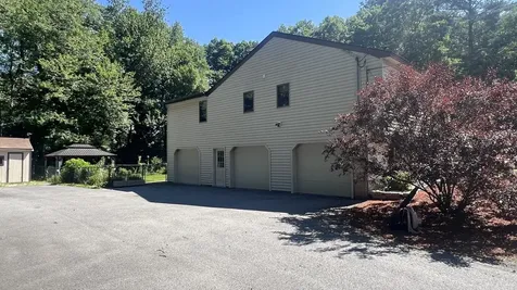 3 Shady Lane Salem NH 03079