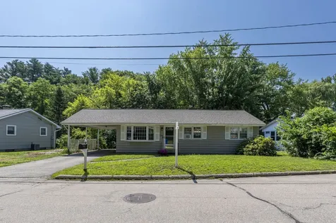 243 Gabrielle Street Manchester NH 03103