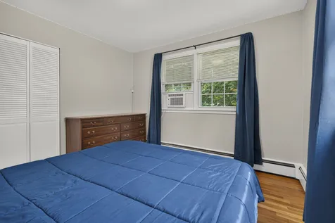 243 Gabrielle Street Manchester NH 03103