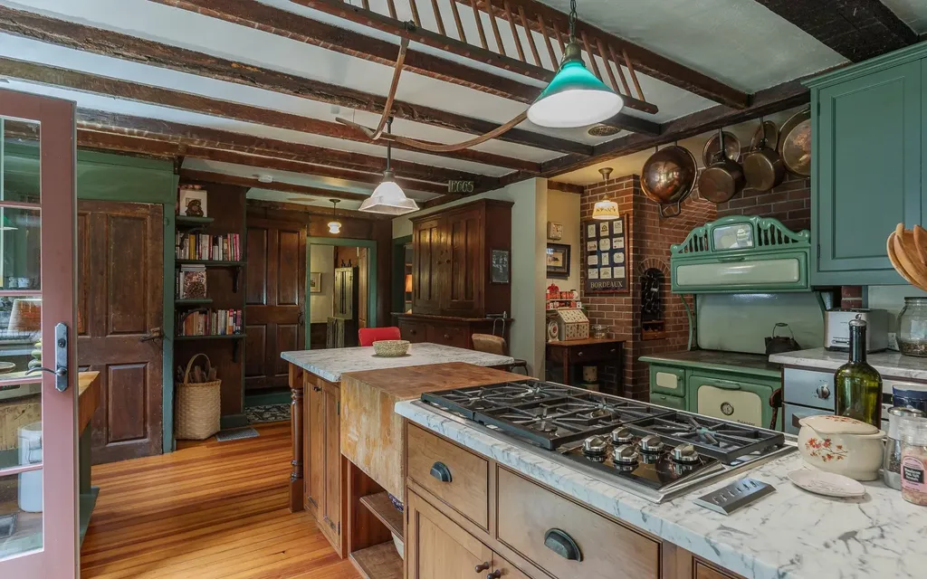 372 Hill Road Alstead NH 03602