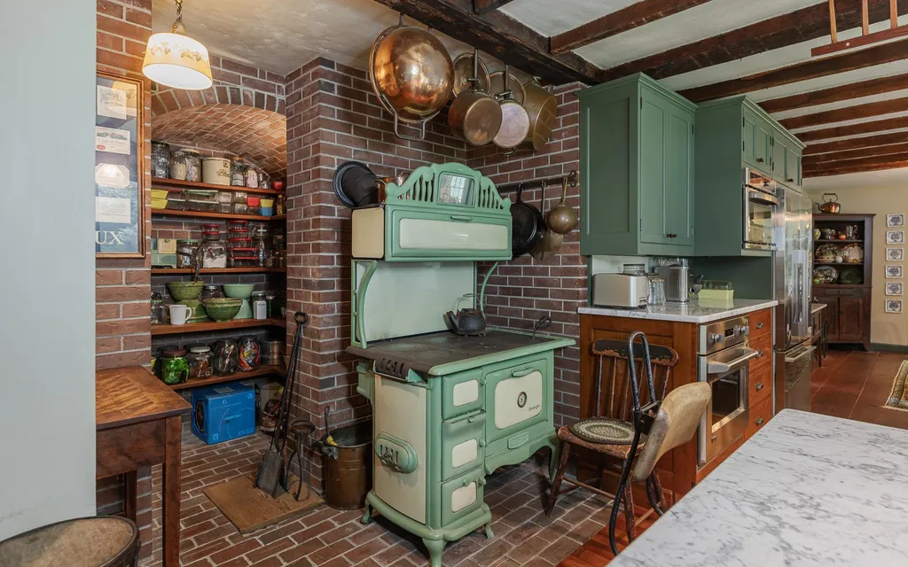 372 Hill Road Alstead NH 03602