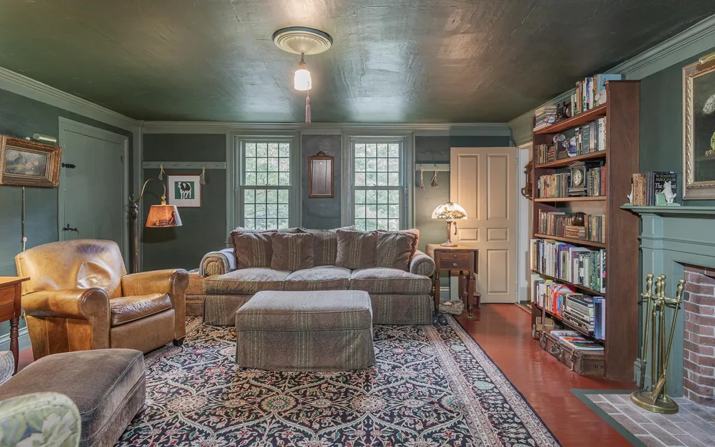 372 Hill Road Alstead NH 03602