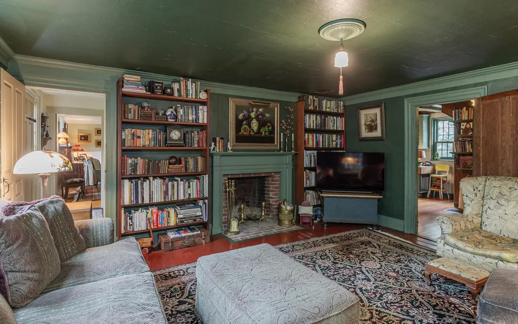 372 Hill Road Alstead NH 03602