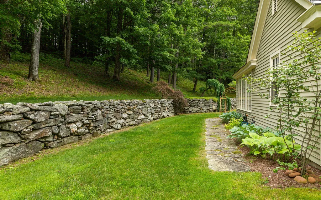 372 Hill Road Alstead NH 03602