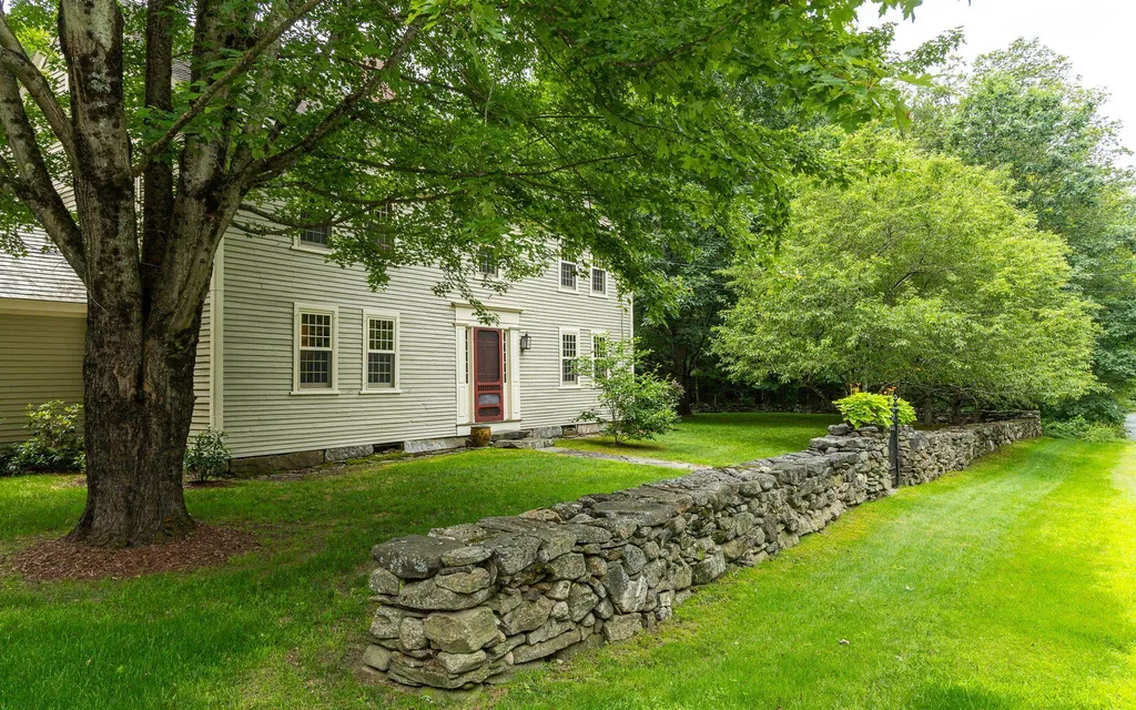 372 Hill Road Alstead NH 03602