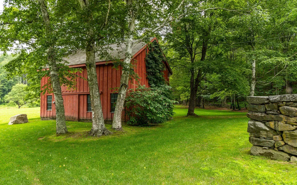 372 Hill Road Alstead NH 03602