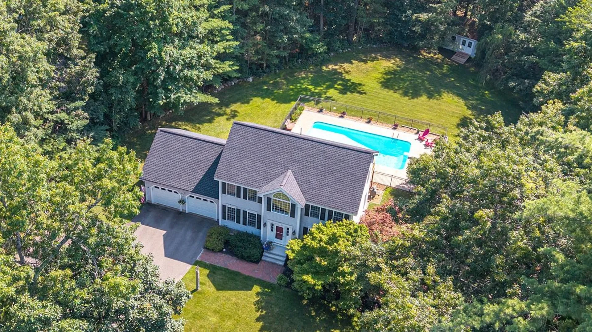 27 Aldrich Street Litchfield NH 03052