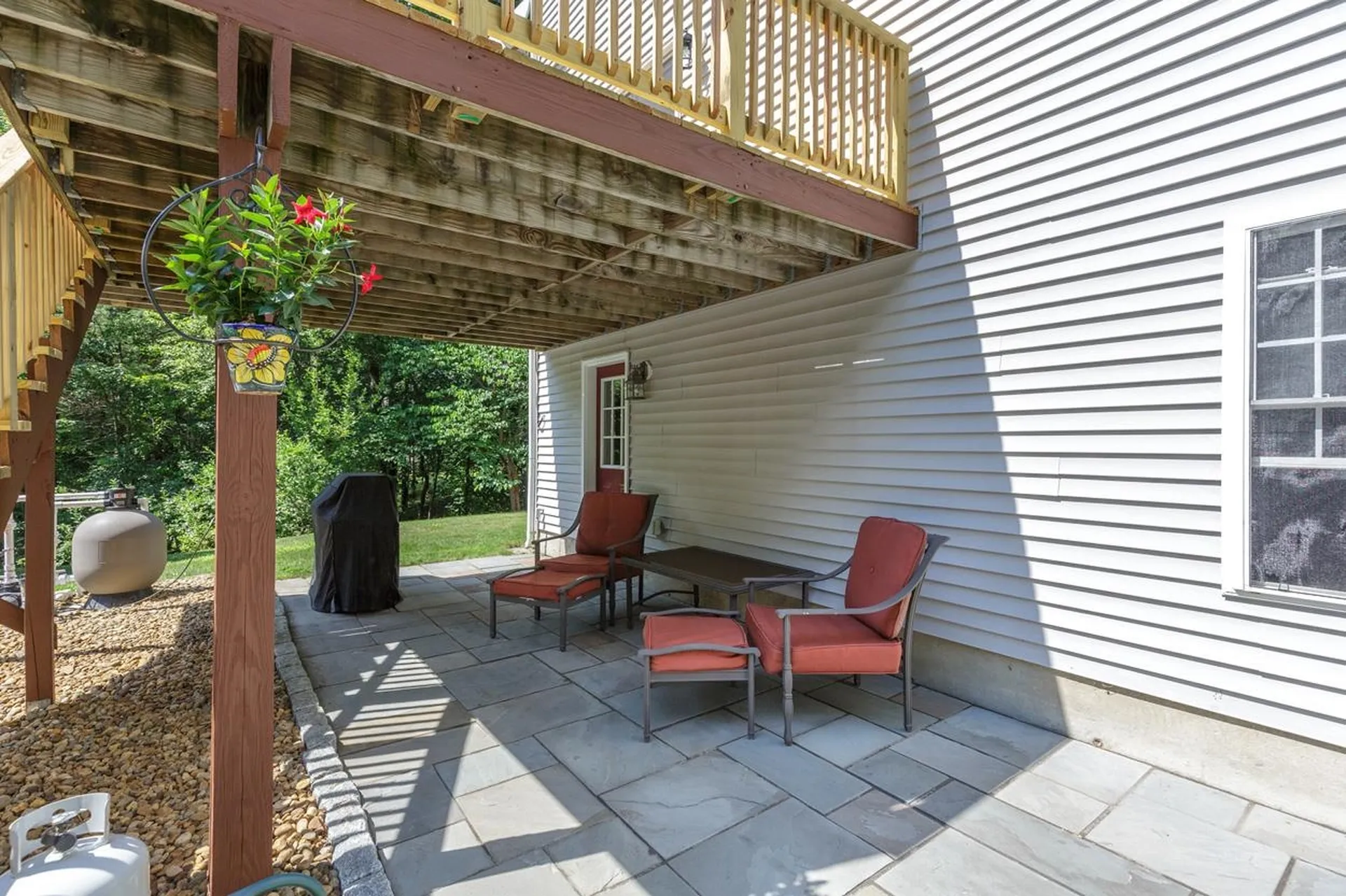 27 Aldrich Street Litchfield NH 03052