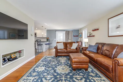 27 Aldrich Street Litchfield NH 03052