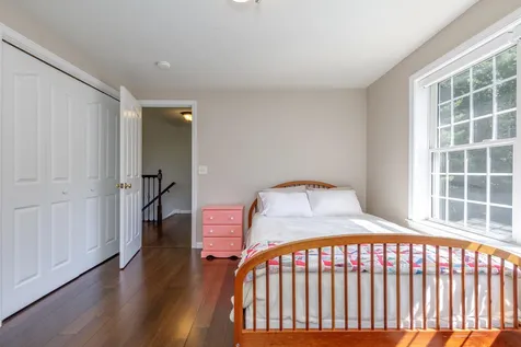 27 Aldrich Street Litchfield NH 03052