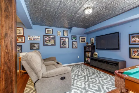 27 Aldrich Street Litchfield NH 03052