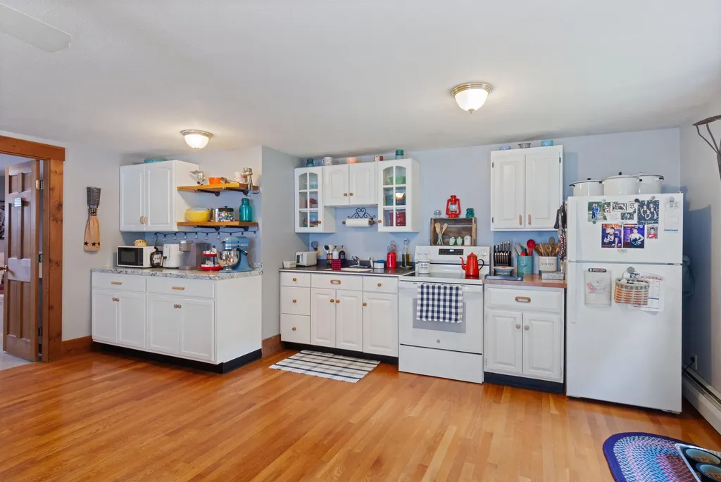 37 Tappan Street Farmington NH 03835