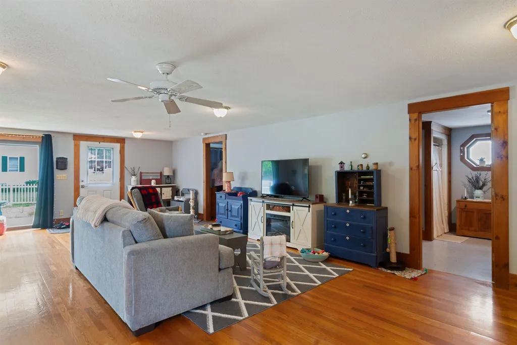 37 Tappan Street Farmington NH 03835